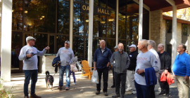 alumni infront of oak hall